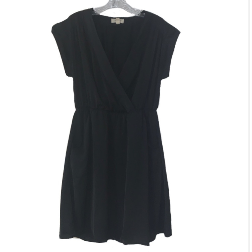 Cute little black dress